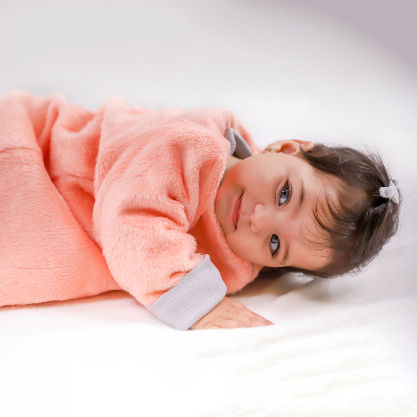 Let it Snow [Apricot]- Sleeved Velvety Fleece Basic Sleeping Bag