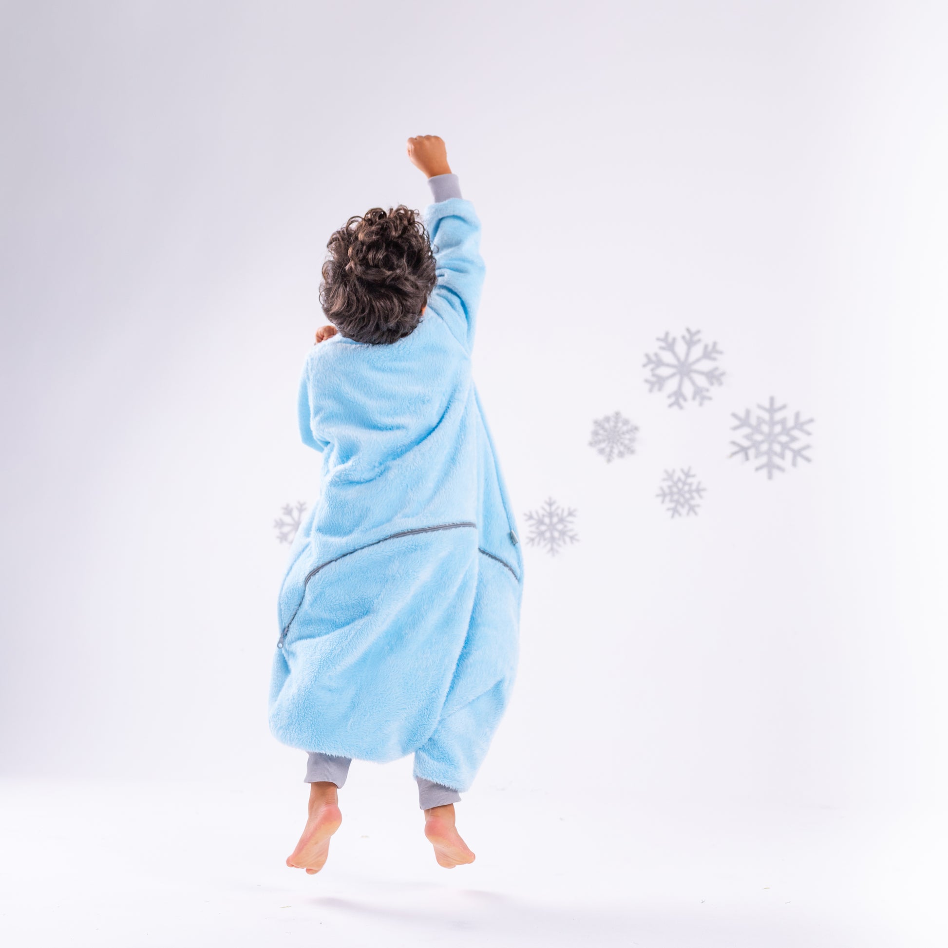 Let it Snow [Baby Blue]- Sleeved Velvety Fleece Walker Sleeping Bag