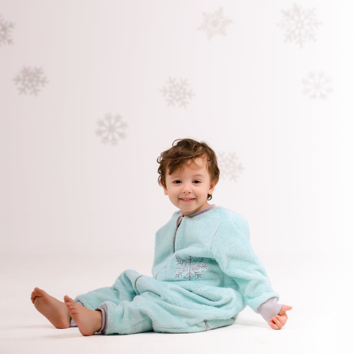 Let it Snow [Aqua Blue]- Sleeved Velvety Fleece Walker Sleeping Bag