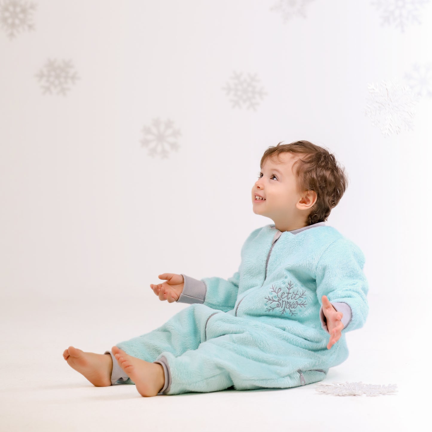 Let it Snow [Aqua Blue]- Sleeved Velvety Fleece Walker Sleeping Bag