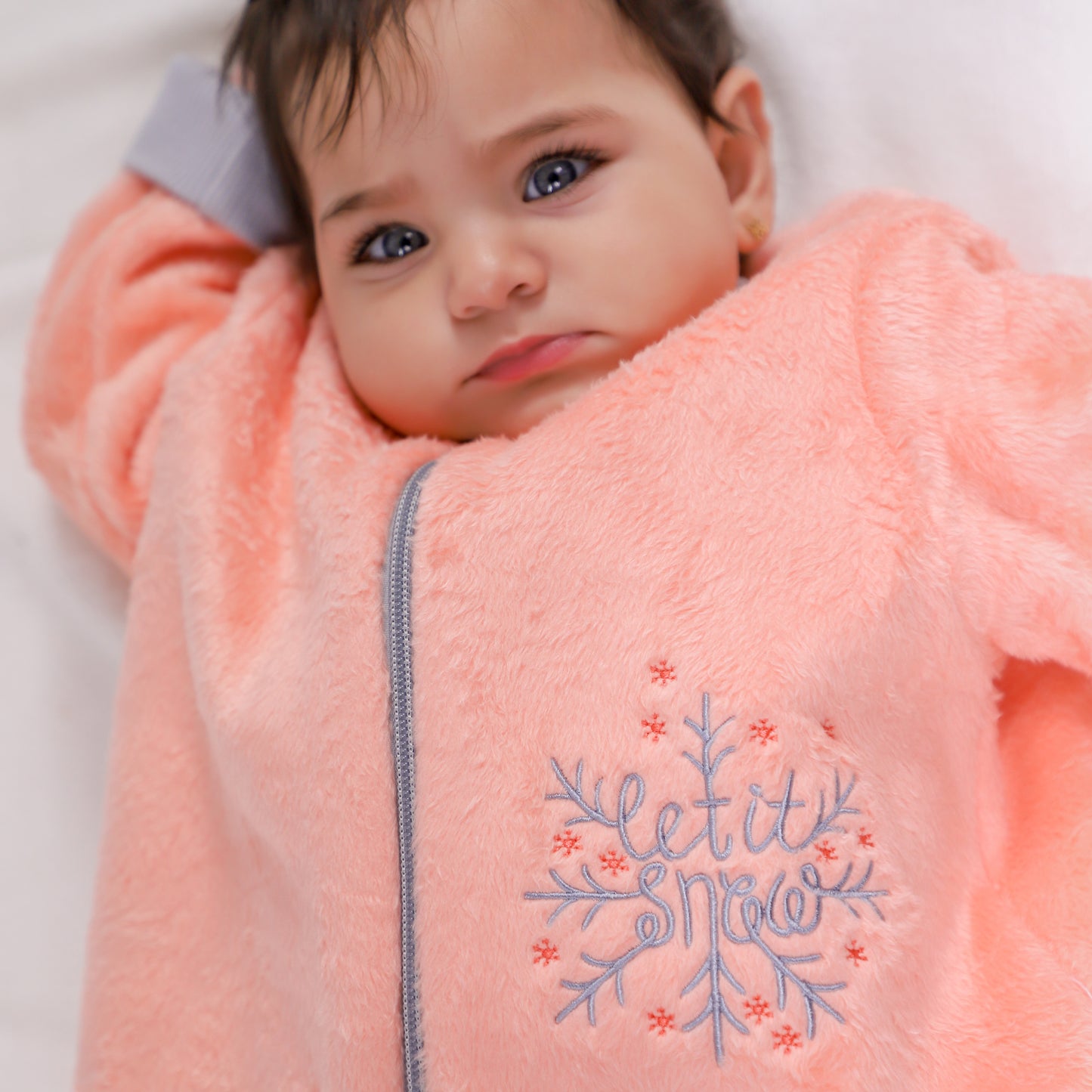 Let it Snow [Apricot]- Sleeved Velvety Fleece Basic Sleeping Bag