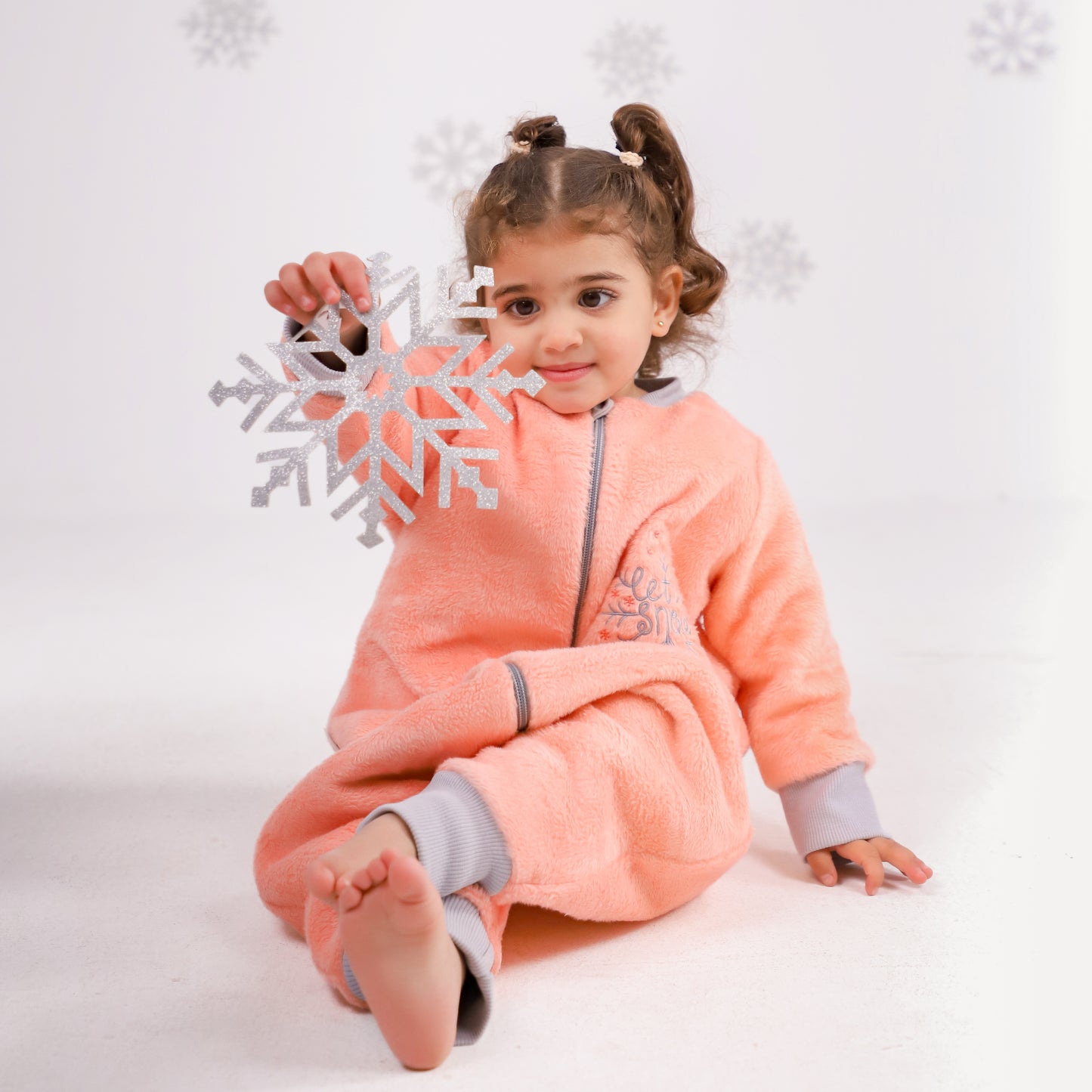 Let it Snow [Apricot]- Sleeved Velvety Fleece Walker Sleeping Bag