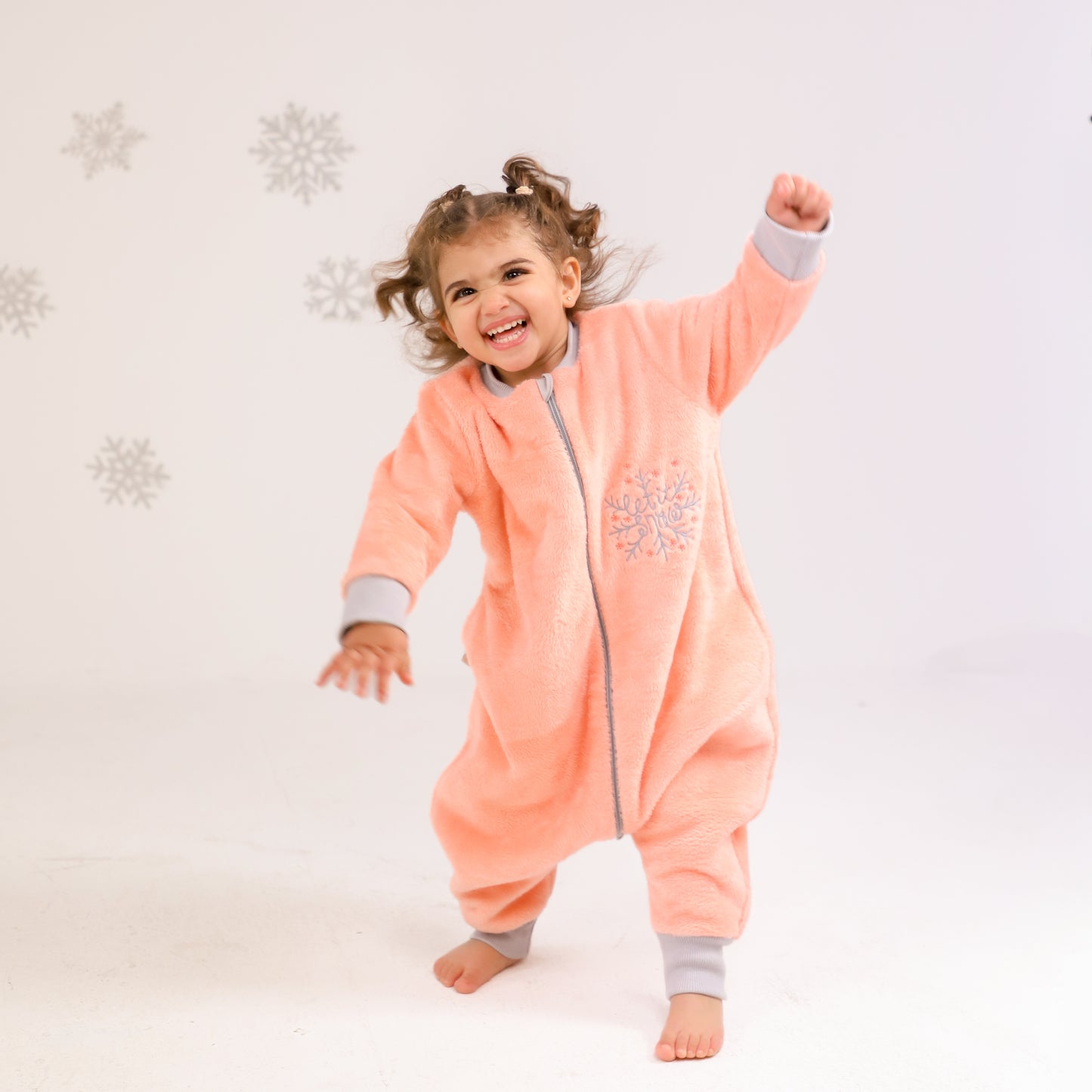 Let it Snow [Apricot]- Sleeved Velvety Fleece Walker Sleeping Bag
