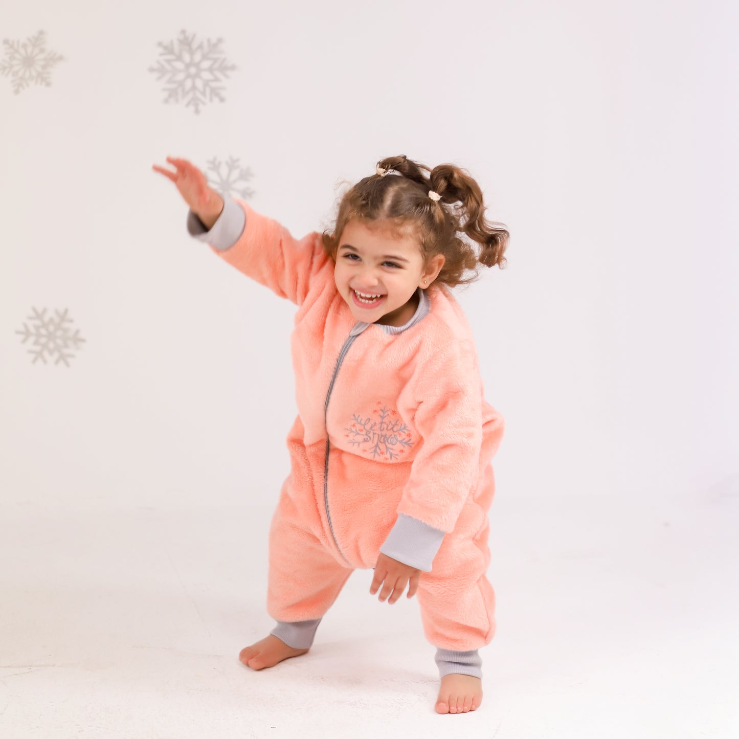 Let it Snow [Apricot]- Sleeved Velvety Fleece Walker Sleeping Bag
