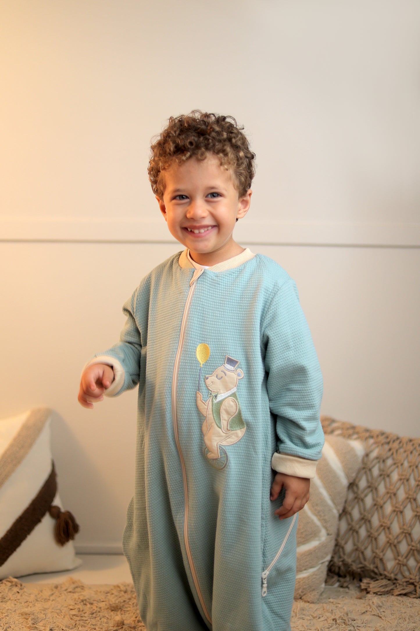 Balloon Bear- Sleeved Extra-Light Summer Walker Sleeping Bag