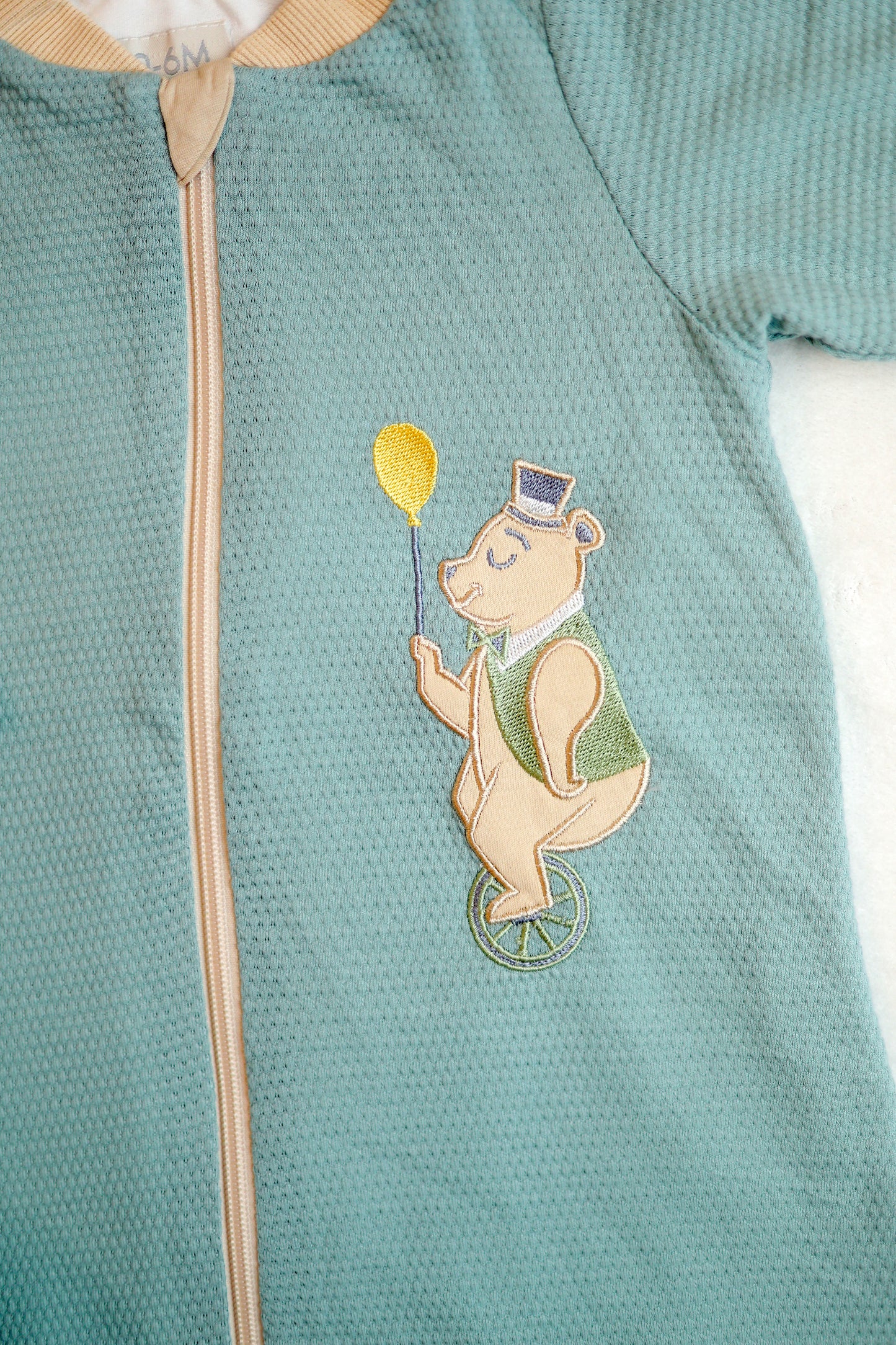 Balloon Bear- Sleeved Extra-Light Summer Basic Sleeping Bag